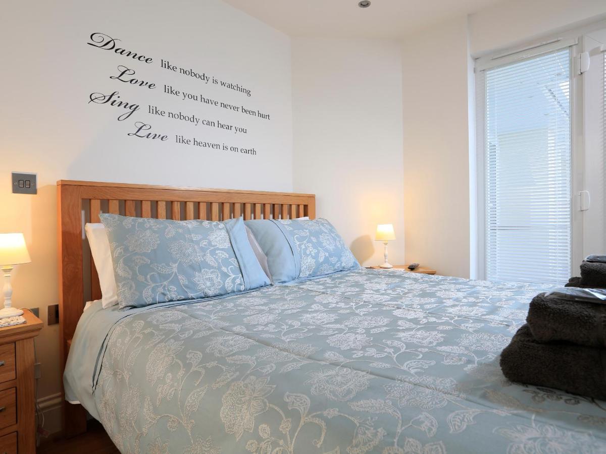 1 At The Beach Beesands Exterior foto